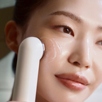 The Glow Signature Dual-Frequency Ultrasound Skincare Device